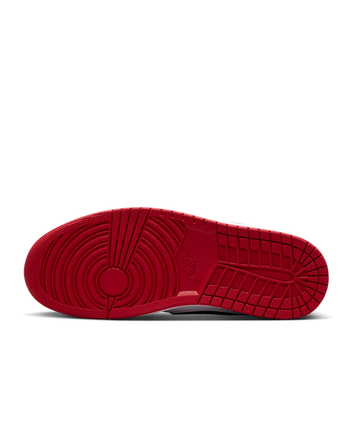 Air Jordan 1 Low OG Last Dance At The Garden vista lateral