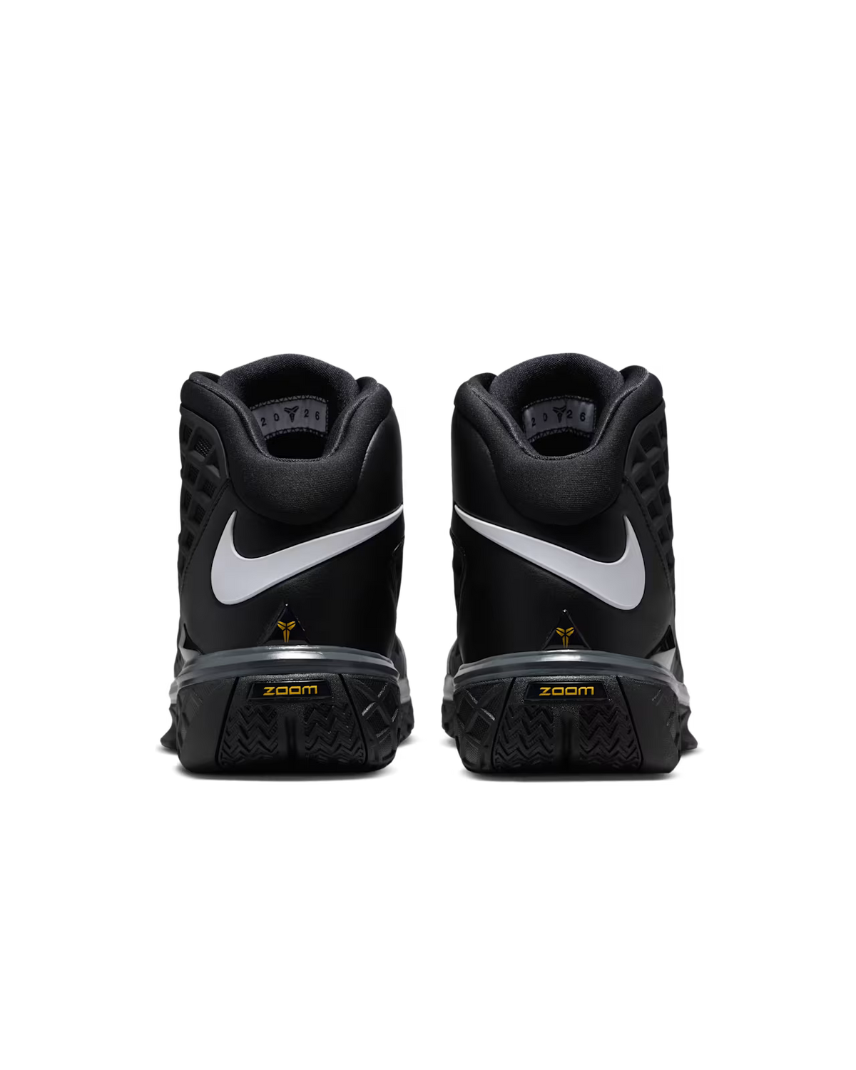 Nike Kobe 3 Protro Black and White vista adicional